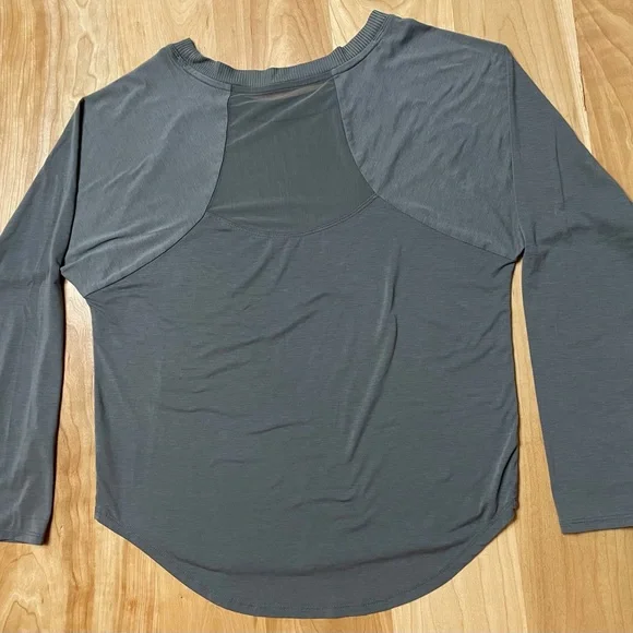 Athleta Topanga Long Sleeve Shirt - Picture 2 of 5